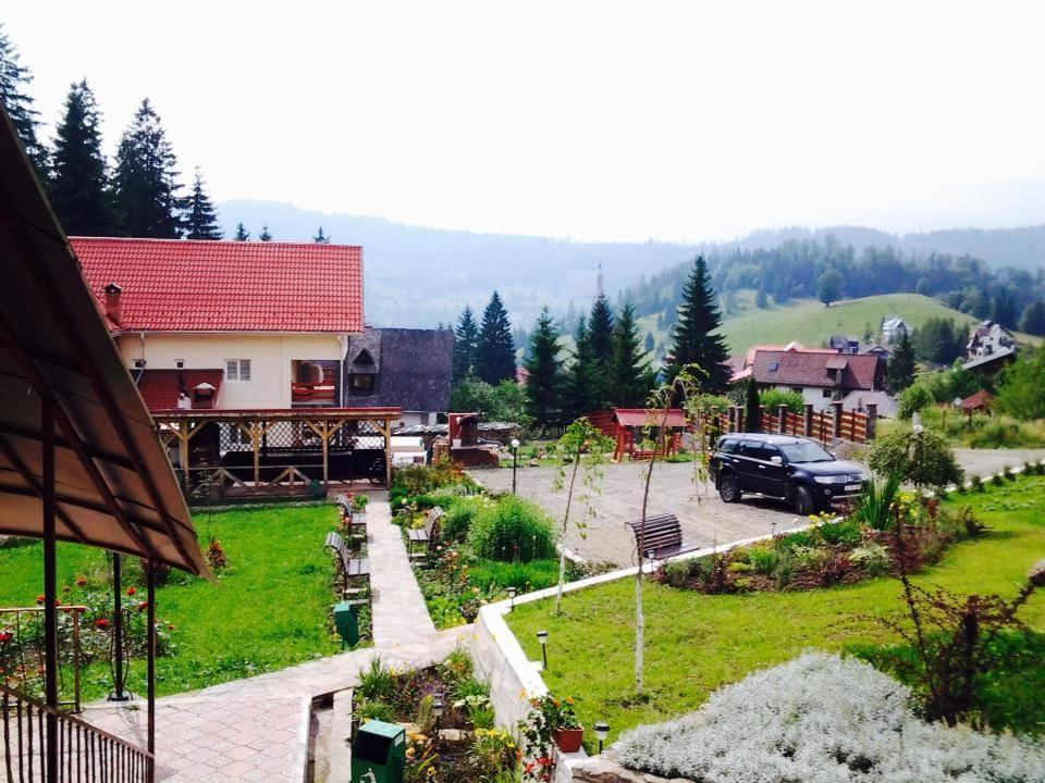 Pensiunea Lu' Movila Durau Bagian luar foto